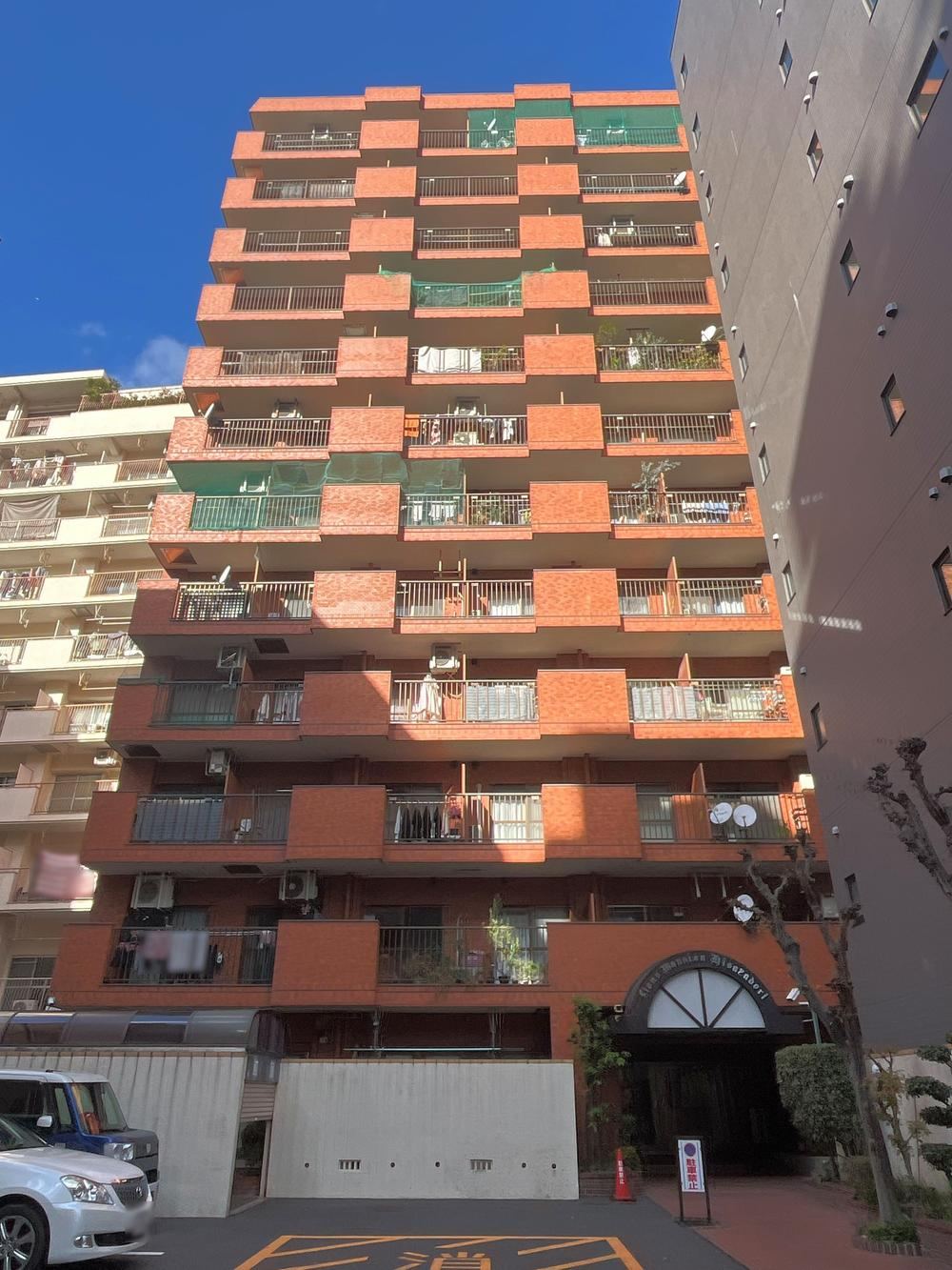 2LDK apartment in Naka Ward, Nagoya, Aichi - Photo 1