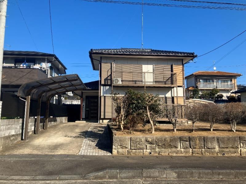 Spacious 4LDK House with Southwest Balcony in Naka - Photo 1