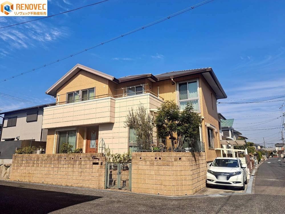 5SLDK House with Solar Power in Akasaka-dai, Sakai - Photo 1