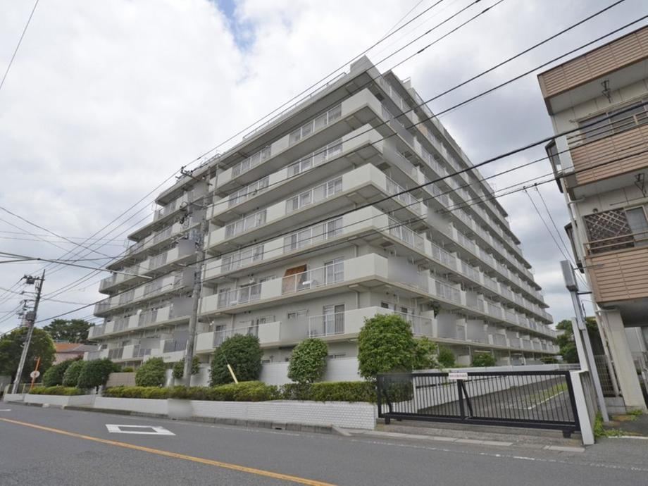 3LDK Apartment with Great Views in Kawaguchi - Photo 1