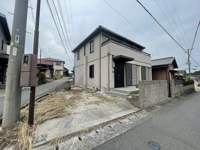 Sunny 4LDK House in Kakogawa - Photo 1