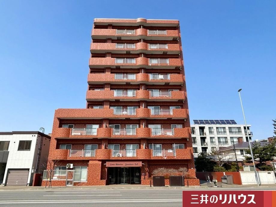 3LDK apartment in Chuo Ward, Sapporo, Hokkaido - Photo 1
