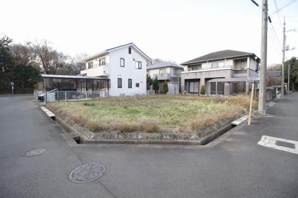 Sunny Corner Lot in Jiyugaoka, Tsukuba - Photo 1