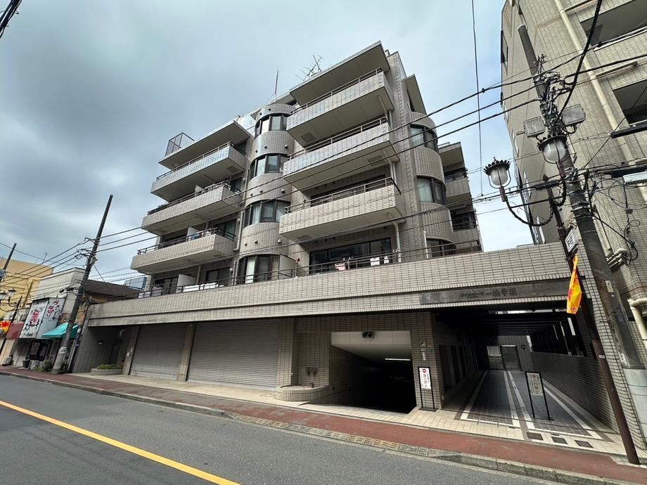 Spacious 2LDK Apartment Near Hitotsubashi-Gakuen Station - Photo 1