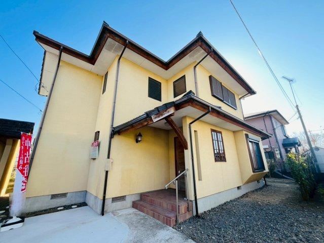 Renovated 3LDK+S with Fireplace in Numawada Town - Photo 1