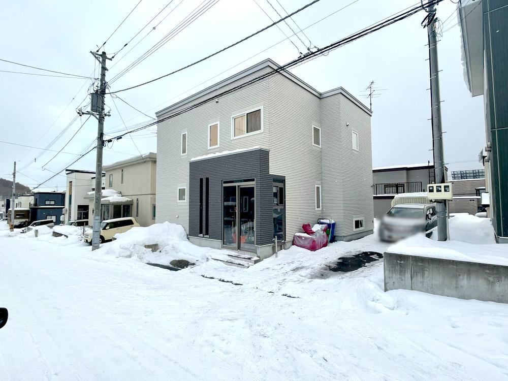 Spacious 5LDK House in Otaru - Photo 1