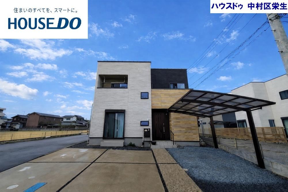 Modern 5LDK House with Smart Features - Photo 1