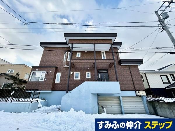 Spacious 5LDK House in Atsubetsu East - Photo 1