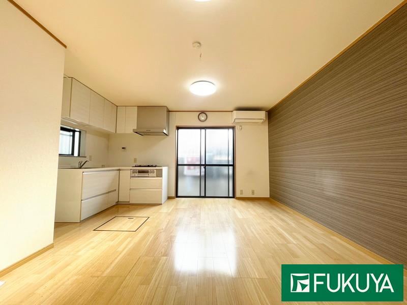 4LDK Home with Carport in Kurumanocho - Photo 1