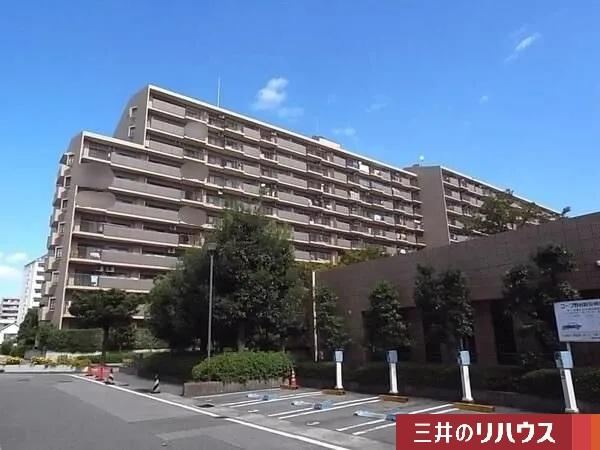 4LDK apartment in Anjo, Aichi - Photo 1