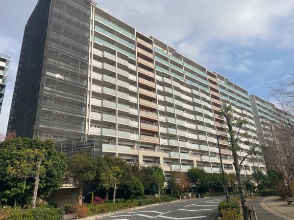 Elegant 3LDK Apartment in Inage Kaigan - Photo 1