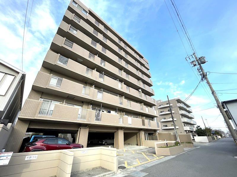 3LDK apartment in Inazawa, Aichi - Photo 1