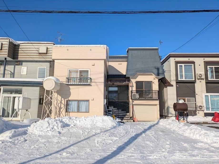 Spacious 4LDK House in Tokko, Asahikawa - Photo 1