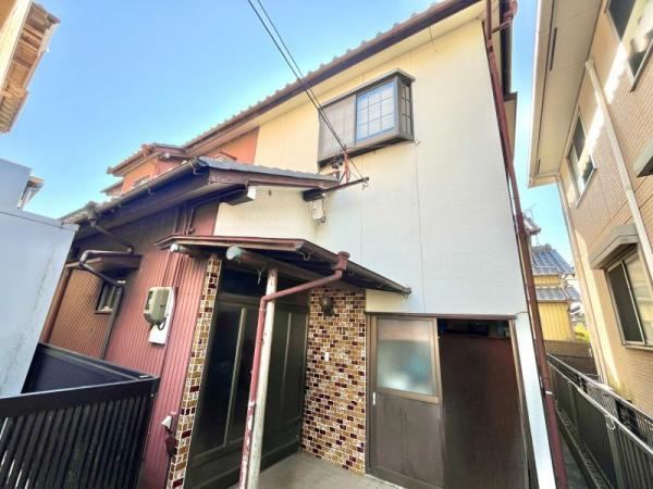 Spacious 7DK House Ideal for Renovation in Higashi-Togo - Photo 1
