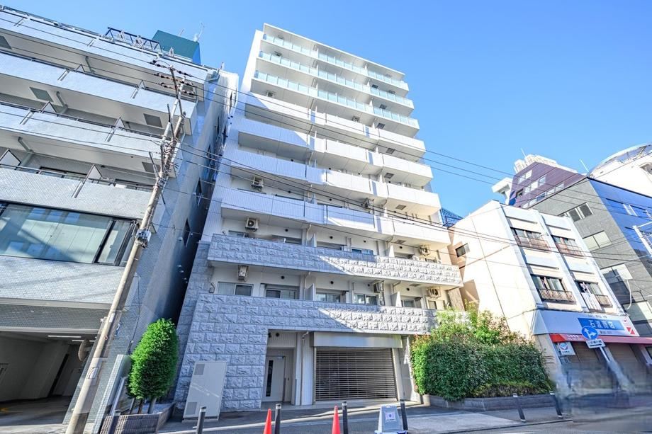 Prime Location 2LDK Apartment Near Kannai Station - Photo 1