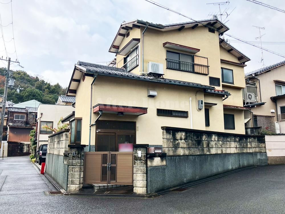 Spacious 6LDK House Near Omuro Ninna-ji Station - Photo 1