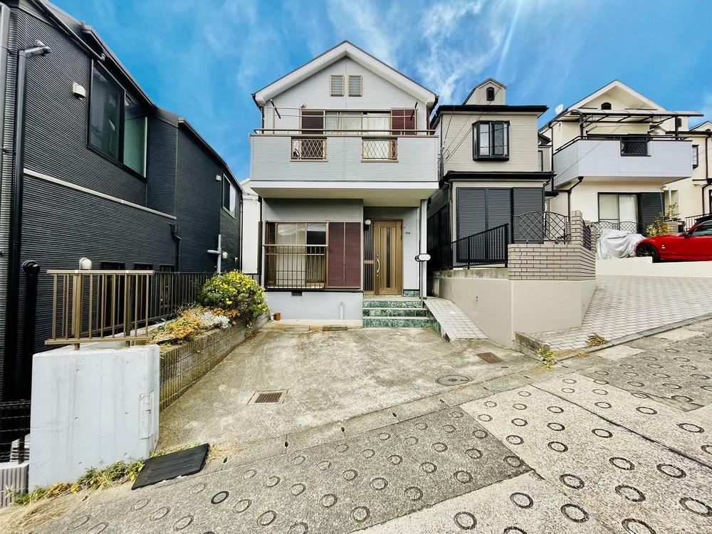 Renovated 4LDK House in Hodogaya Ward - Photo 1
