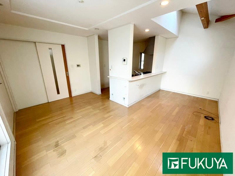 Spacious 4LDK House in Eitai-cho - Photo 1