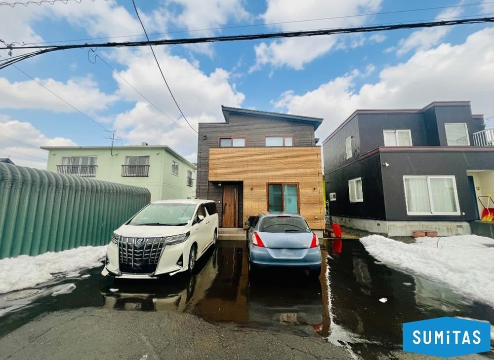 3LDK+S house in Kita Ward, Sapporo, Hokkaido - Photo 1