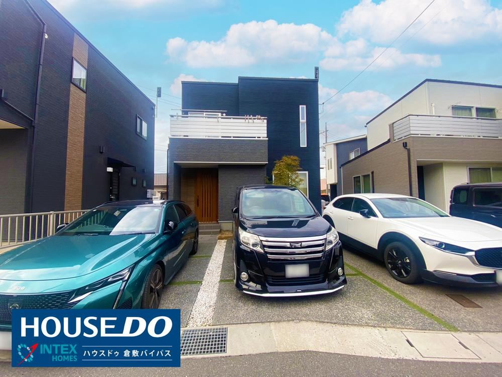 Family-Friendly 4LDK Home with Solar Power in Kurashiki - Photo 1