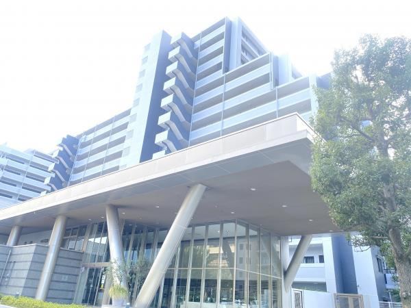 Spacious 4LDK Apartment with Great Views in Inzai - Photo 1