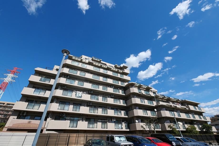 Bright 3LDK Apartment in Nishi-Funabashi - Photo 1