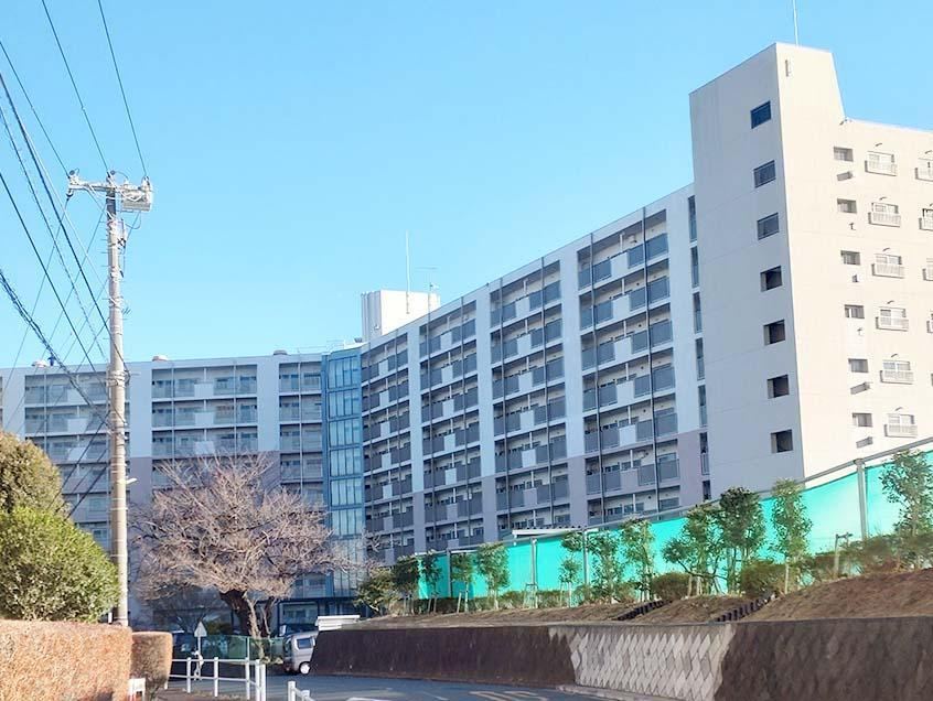 Modern 1LDK Apartment in Fukaya - Photo 1