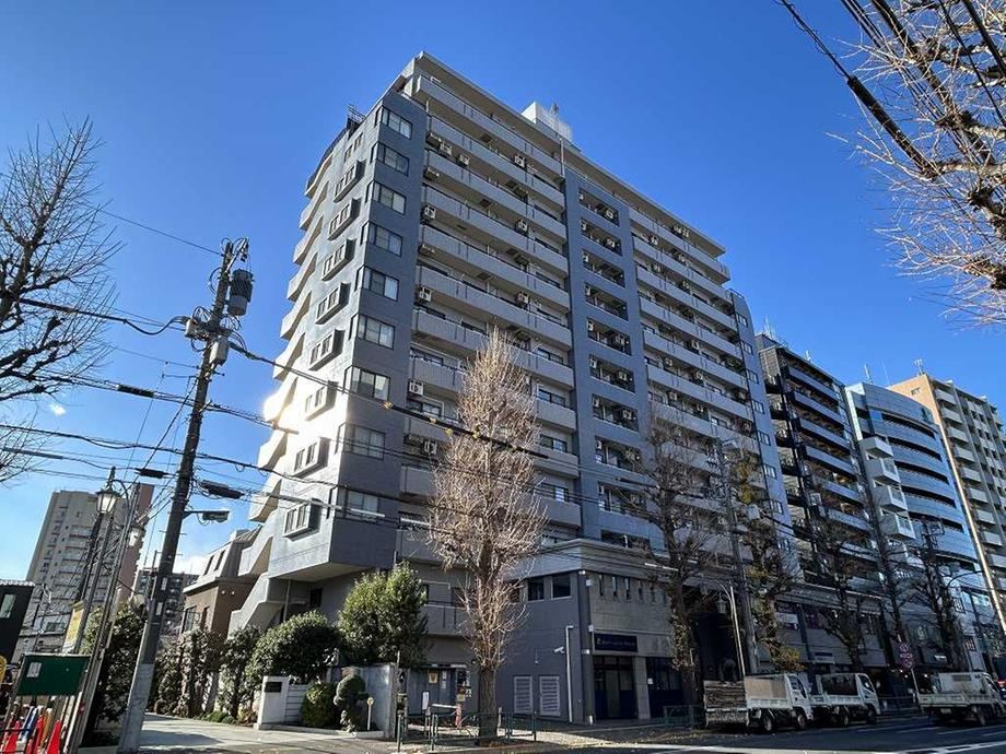 Quiet 2LDK+S Apartment Near Todai-Mae Station - Photo 1