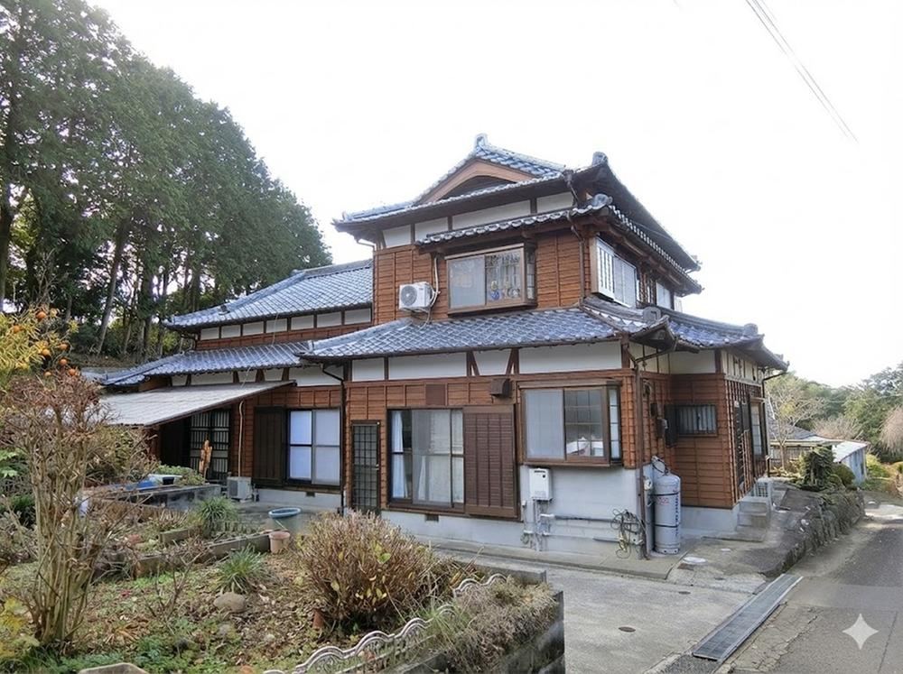 Spacious 7DK House with Ocean and Airport Views in Omura - Photo 1