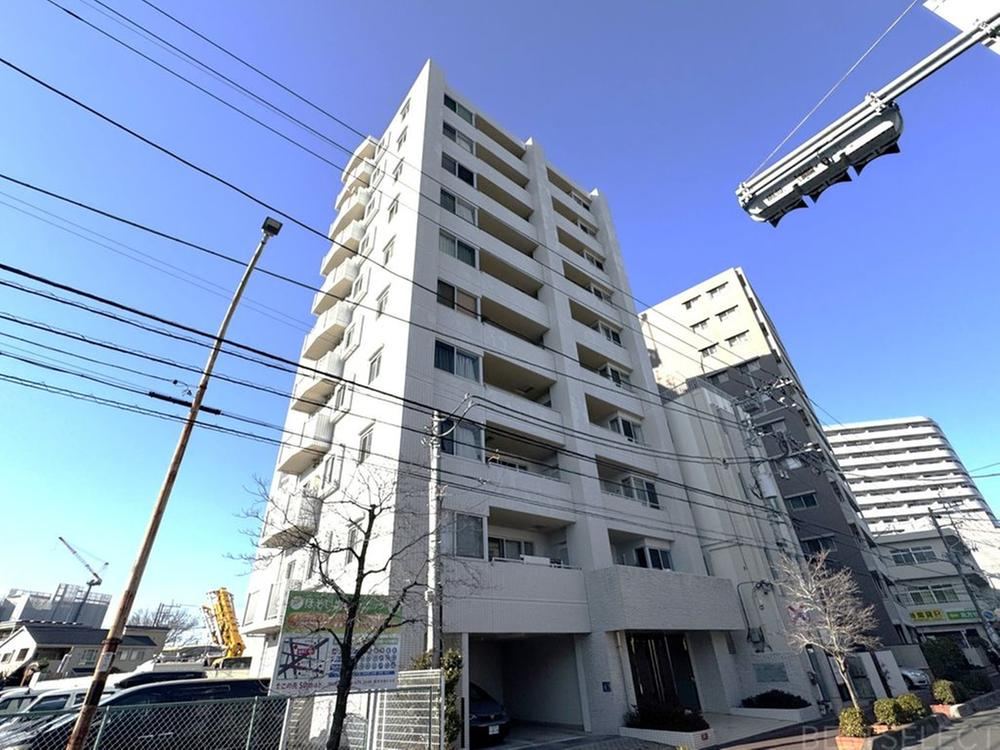 Pet-Friendly 3LDK Apartment in Warabi - Photo 1