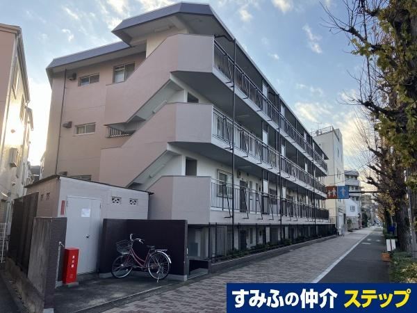 Affordable 3LDK Apartment in Yanokuchi, Tokyo - Photo 1