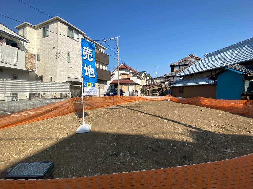 Corner Lot Land in Tsuji, Saitama - Photo 1