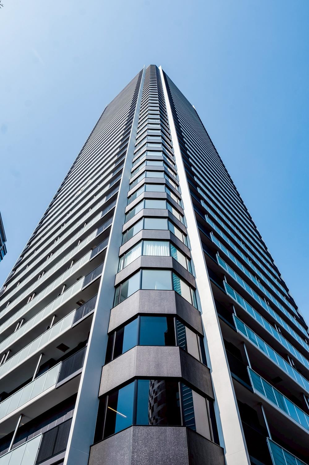 3LDK apartment in Kita Ward, Osaka - Photo 1