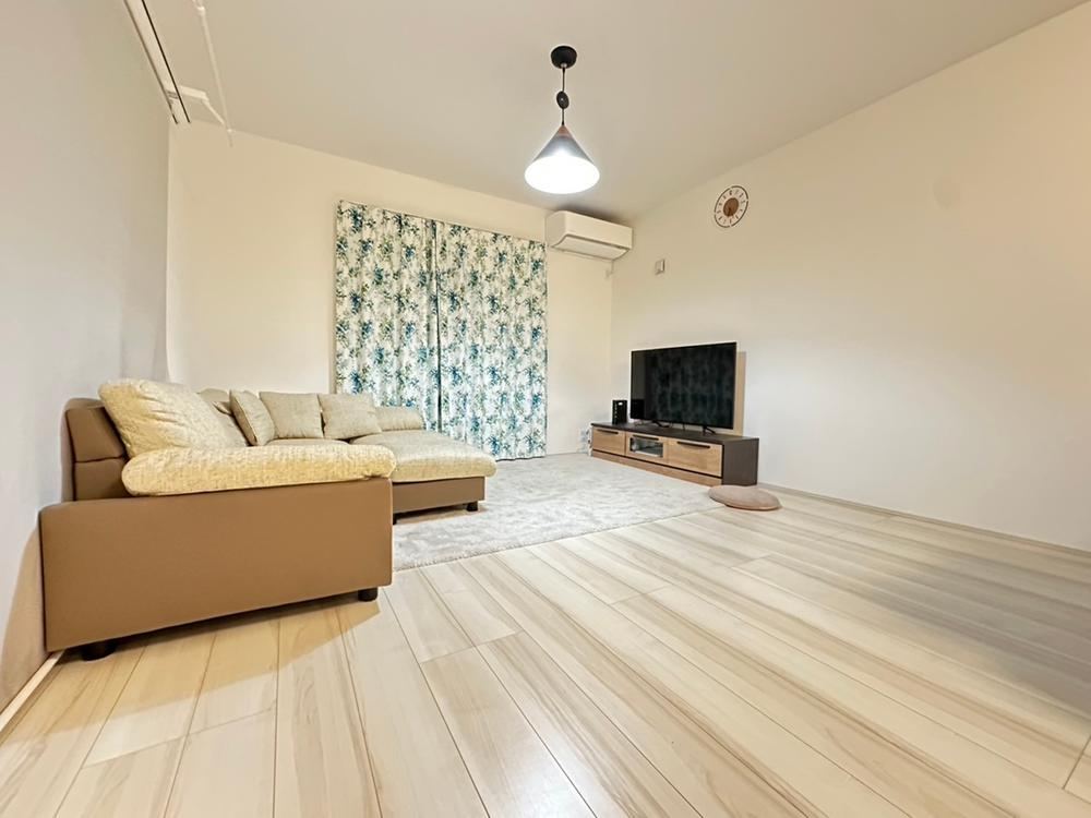 New 3LDK House in Dojo-cho Kusakabe, Kobe - Photo 1