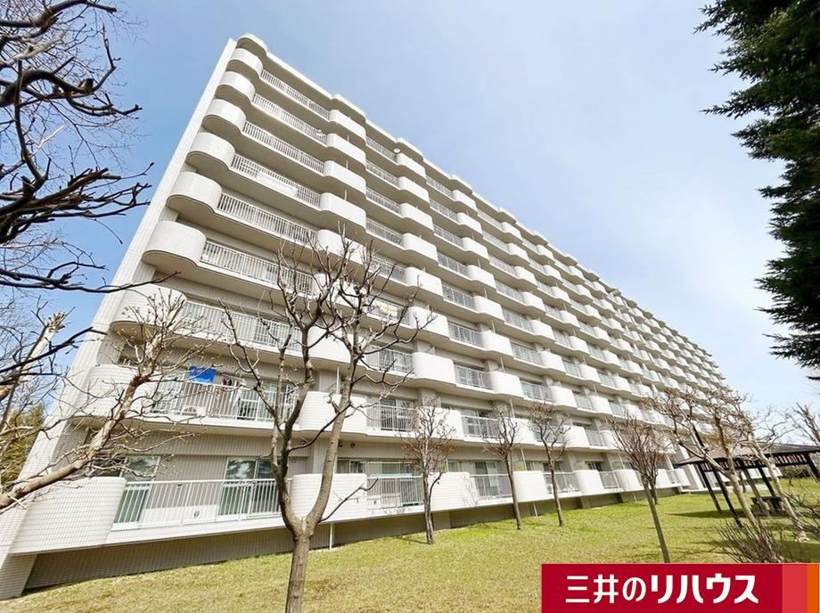 3LDK apartment in Kita Ward, Sapporo, Hokkaido - Photo 1