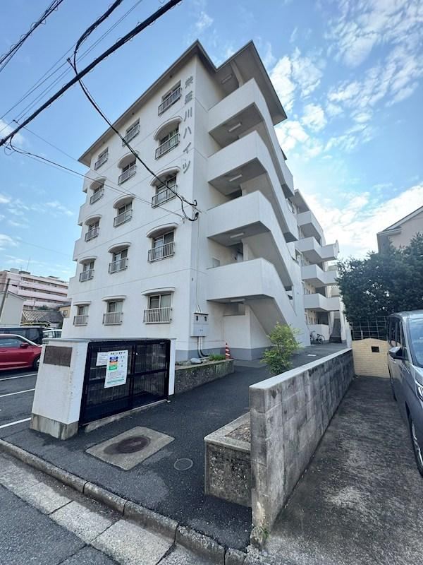 3LDK apartment in Wakamatsu Ward, Kitakyushu, Fukuoka - Photo 1