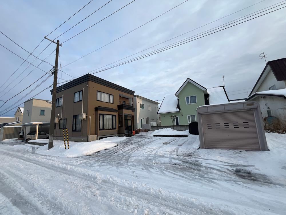 Bright 4LDK House in Suehiro, Asahikawa - Photo 1