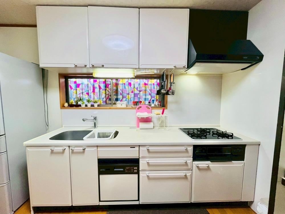 Open Corner Lot House in Kuga Morinomiya - Photo 1