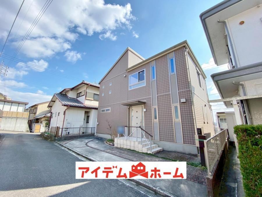Renovated 4LDK with Solar Power in Minasecho - Photo 1