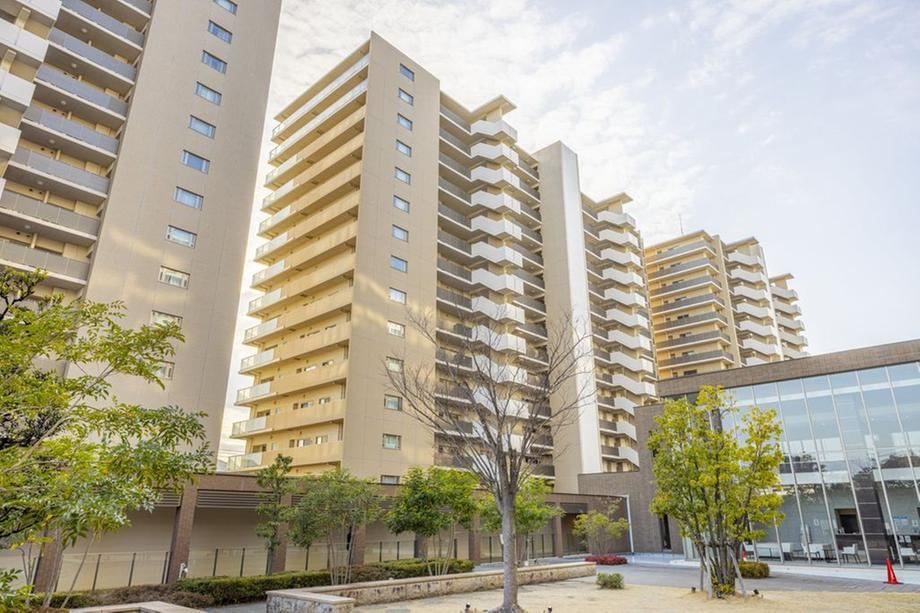 4LDK apartment in Okazaki, Aichi - Photo 1