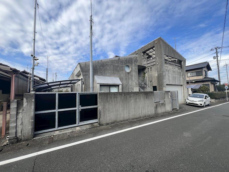 Spacious 7LDK Home in Kikuyo - Photo 1