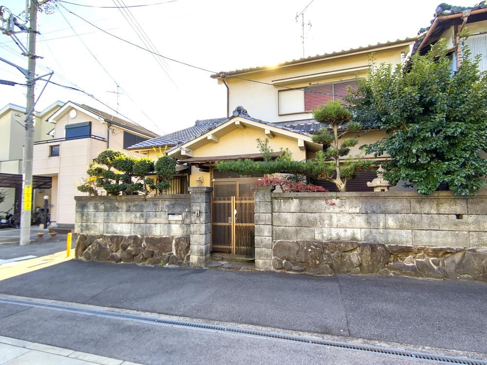 Quiet 2-Story Home on Northeast Corner Lot in Bessho - Photo 1
