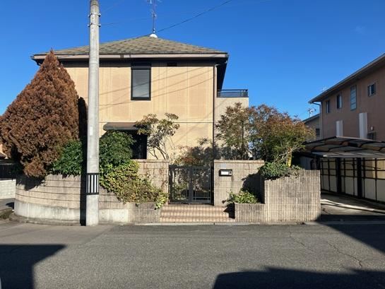 Spacious 5LDK Home with Two Kitchens in Akaiwa - Photo 1