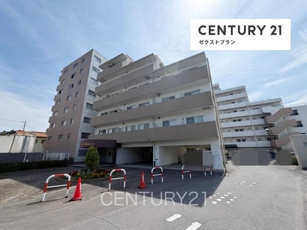 3LDK apartment in Takasaki, Gunma - Photo 1