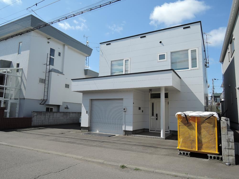 4LDK+S house in Shiroishi Ward, Sapporo, Hokkaido - Photo 1