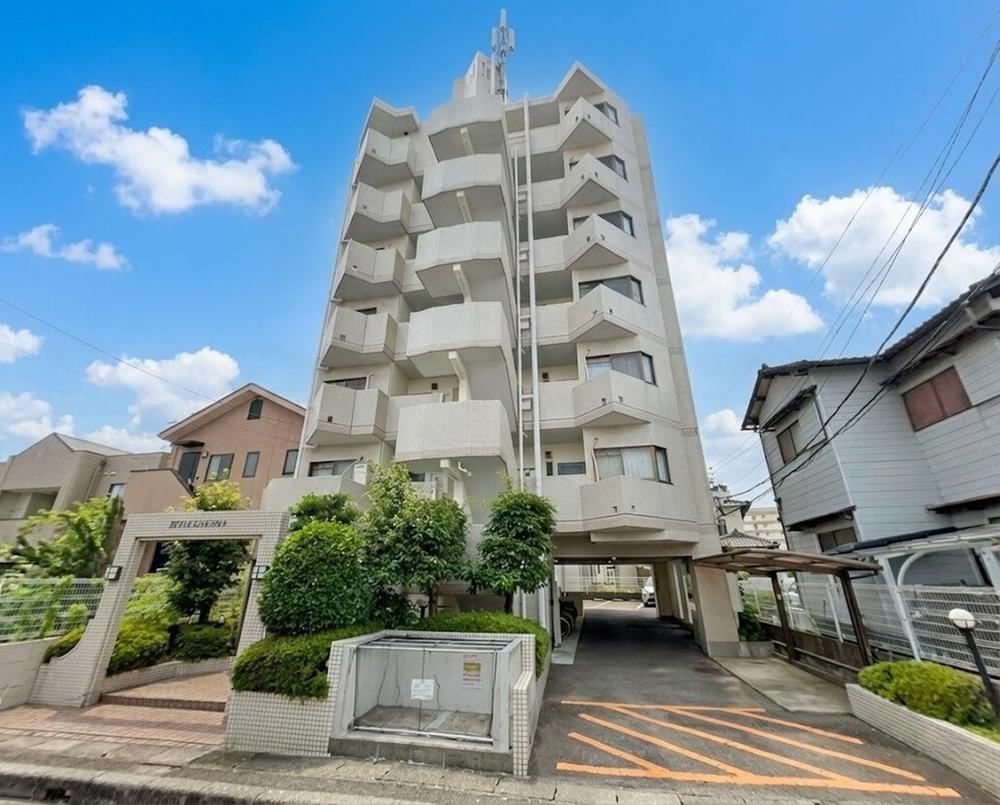 4LDK apartment in Kasugai, Aichi - Photo 1