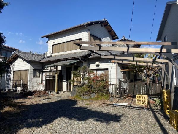 Spacious 5LDK Home in Tanakacho - Photo 1