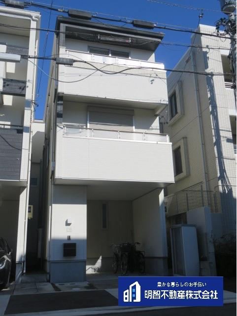 Modern 3LDK House in Showa-ku, Nagoya - Photo 1