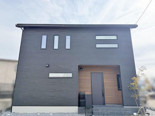 Spacious 4LDK+S House in Hikone - Photo 1