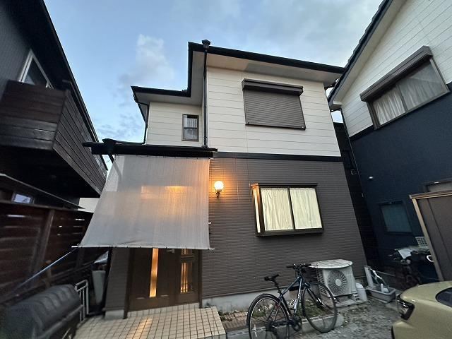 2-Car Parking Available in Fuji City - Photo 1